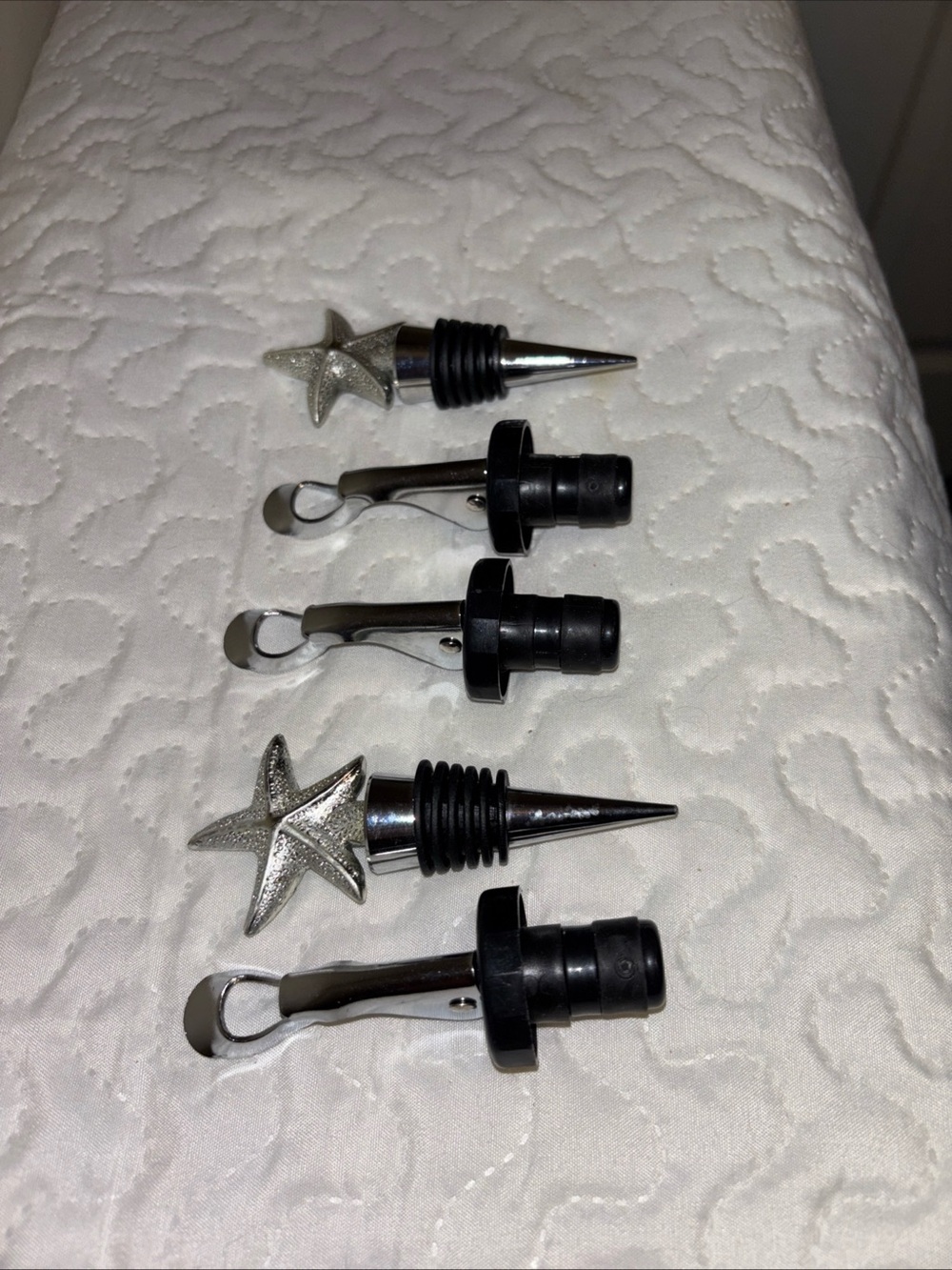 Silver Star & Pourer Wine Stoppers - Set of 4